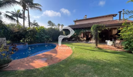 Casa em condomínio fechado com 4 quartos à venda na Alice Nehring Machado (av. 05), --, Jardim Acapulco, Guarujá por R$ 2.400.000