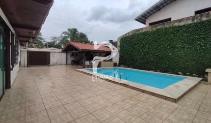 Casa com 5 quartos à venda na Abdala Daiggi, --, Enseada, Guarujá por R$ 950.000
