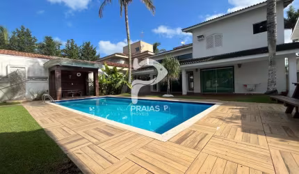 Casa em condomínio fechado com 4 quartos à venda na Deputado Fernando Mauro Pires da Rocha (rua 42), --, Jardim Acapulco, Guarujá por R$ 2.500.000
