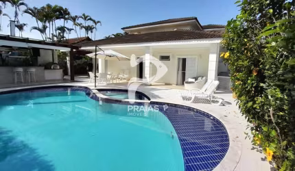 Casa em condomínio fechado com 5 quartos à venda na Um, --, Enseada, Guarujá por R$ 2.300.000