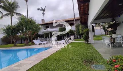 Casa em condomínio fechado com 5 quartos à venda na Elvira Delisio Rocha (rua 09), --, Jardim Acapulco, Guarujá por R$ 5.000.000