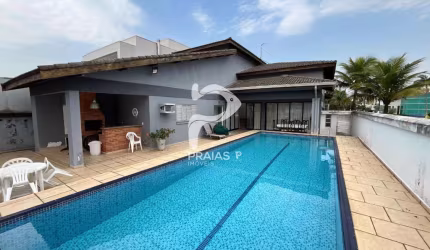 Casa em condomínio fechado com 5 quartos à venda na Manoel Alexandre (av. 06), --, Jardim Acapulco, Guarujá por R$ 2.700.000