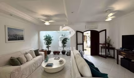 Casa em condomínio fechado com 3 quartos à venda na Avenida Miguel Stéfano, --, Enseada, Guarujá por R$ 1.000.000