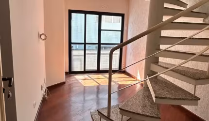 Vende-se Cobertura Duplex no Bairro Pompéia em Santos/SP