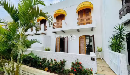 Casa em condomínio fechado com 3 quartos à venda na Enseada, Guarujá  por R$ 1.000.000
