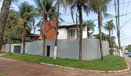 Casa com 4 quartos à venda na Enseada, Guarujá  por R$ 1.500.000