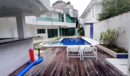 Casa em condomínio fechado com 5 quartos à venda no Balneário Praia do Pernambuco, Guarujá  por R$ 2.590.000