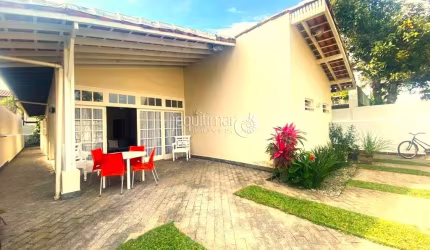 Casa com 4 quartos à venda no Balneário Praia do Pernambuco, Guarujá  por R$ 685.000