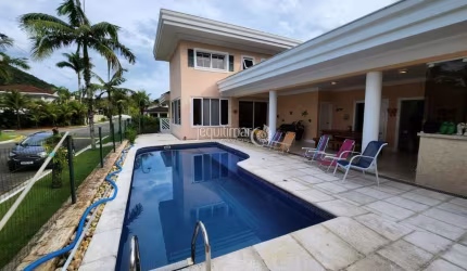 Casa em condomínio fechado com 4 quartos à venda no Balneário Praia do Pernambuco, Guarujá  por R$ 2.700.000