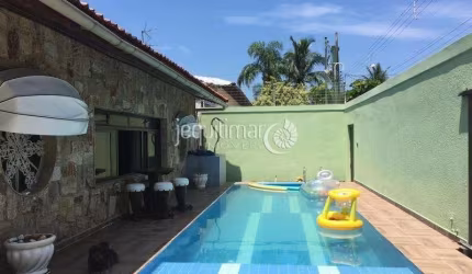 Casa com 3 quartos à venda na Enseada, Guarujá  por R$ 1.100.000