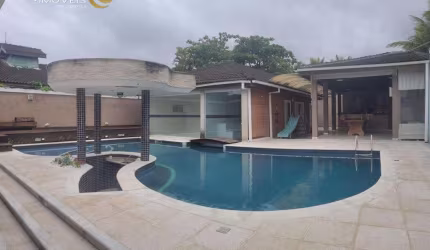 Casa com 7 quartos para alugar no Balneário Praia do Pernambuco, Guarujá  por R$ 17.000