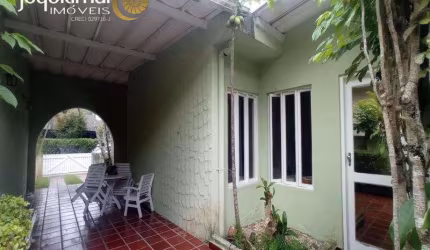 Casa em condomínio fechado com 4 quartos à venda no Balneário Praia do Pernambuco, Guarujá  por R$ 600.000