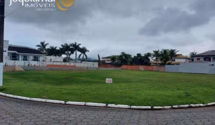 Terreno em condomínio fechado à venda no Jardim Acapulco, Guarujá  por R$ 2.100.000