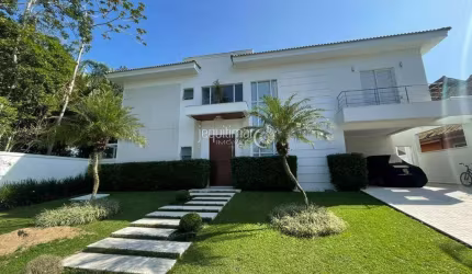 Casa em condomínio fechado com 4 quartos à venda no Balneário Praia do Pernambuco, Guarujá  por R$ 3.200.000