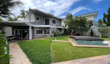 Casa em condomínio fechado com 5 quartos à venda no Jardim Acapulco, Guarujá  por R$ 3.950.000