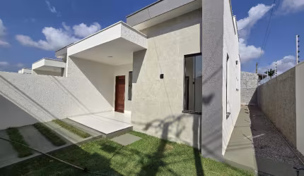 CASA MODERNA,  NOVA 2/4 SENDO 1 SUÍTE