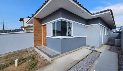 Casa 3 quartos com suíte em Biguaçu