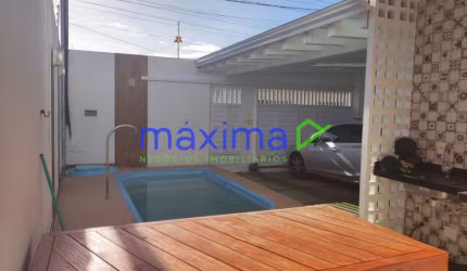 Casa Na Barra dos Coqueiros. A | R