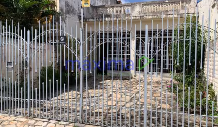 Casa na 13 de Julho