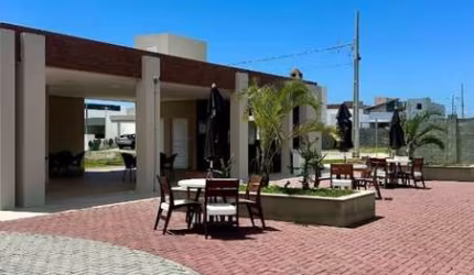 Linda casa Cond. Sol e Praia