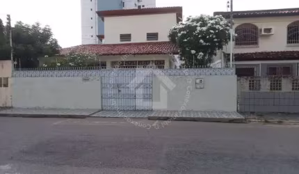 Casa no Salgado Filho