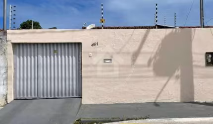 Casa à venda no 17 de Março