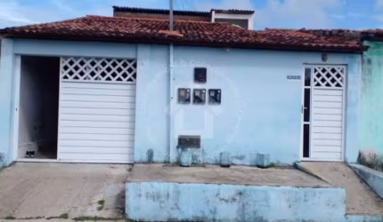 Casa pra vender no Marcos Freire III com 2 kitnets alugadas