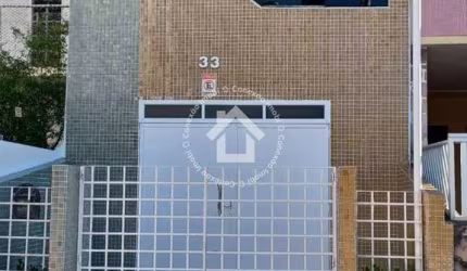 Casa Duplex na 13 de Julho