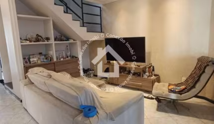 Casa duplex com 200m² e 3 suítes à venda no Bairro Aeroporto