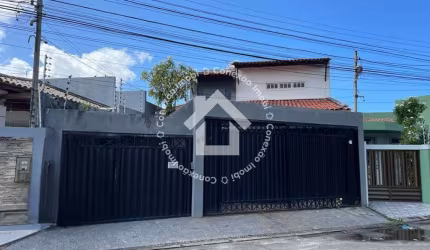 Casa duplex à venda no Ponto Novo