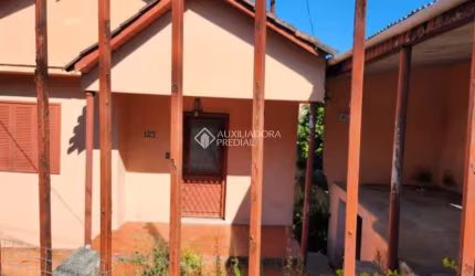 Terreno à venda na Travessa Luiz Tamanini, 123, Teresópolis, Porto Alegre, 335 m2 por R$ 390.000