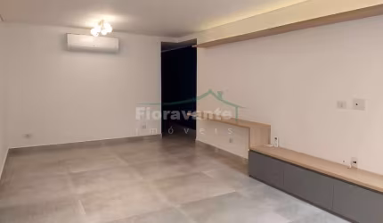 Apartamento com 3 dorms. (1 suíte), esquina da praia do Gonzaga