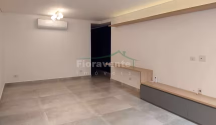 Apartamento com 3 dorms. (1 suíte), esquina da praia do Gonzaga