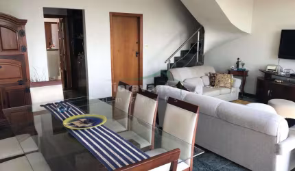 Apartamento Duplex com 3 suítes, lavabo e 3 vagas de garagem