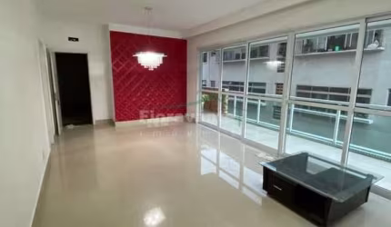 Apartamento a venda em Santos, na Ponta da Praia.