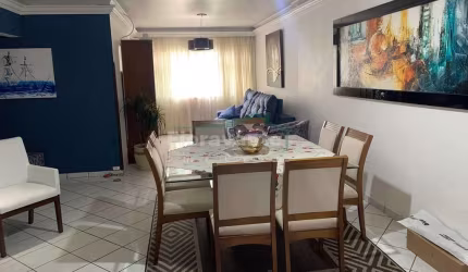 Apartamento em Santos, Campo Grande.