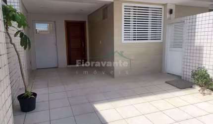 Casa com 3 suítes, Ponta da Praia, Santos