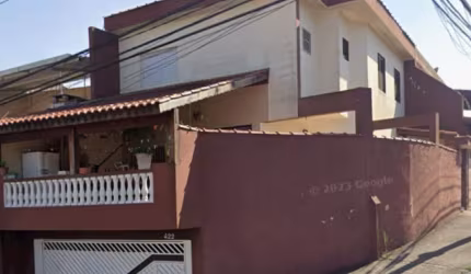 Lindo sobrado Jardim Las Vegas. com fácil acesso a São Bernardo Do Campo
