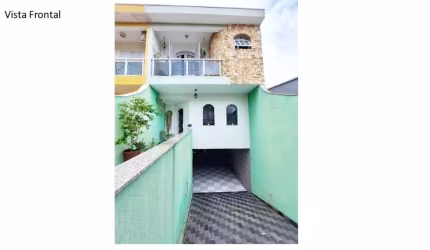 Sobrado com 3 suites e 5 banheiros à Venda, 226 m²