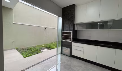 Casa com 3 quartos à venda na José Batista Neves, 55, Jardim Canadá, Maringá por R$ 850.000