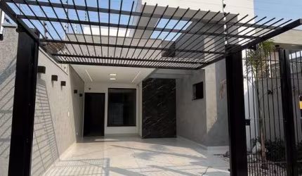 Casa com 3 quartos à venda na Walter Maruchi, 1, Jardim Ipanema, Maringá por R$ 720.000