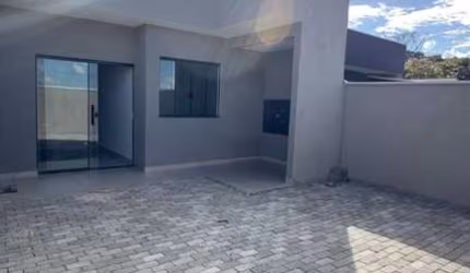Casa com 3 quartos à venda na Rua Joaquim Mendonça, 1, Jardim Universo, Maringá por R$ 600.000