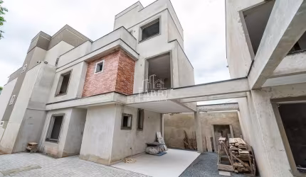 Casa em condomínio fechado com 3 quartos à venda na Rua Roberto Senna, 366, Novo Mundo, Curitiba por R$ 820.000