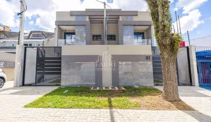 Casa com 3 quartos à venda na Rua Pará, 198, Água Verde, Curitiba por R$ 1.311.337