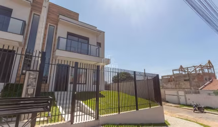 Casa com 3 quartos à venda na Rua Juarez Antônio Bittencourt, 20, Atuba, Curitiba por R$ 735.000