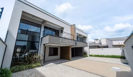 Casa em condomínio fechado com 3 quartos à venda na Doutor Waldyr Obayashi, 70, Butiatuvinha, Curitiba por R$ 1.170.000