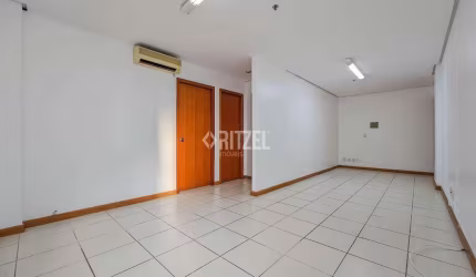 Excelente sala comercial no centro de Novo Hamburgo!