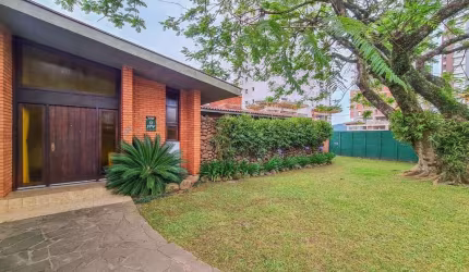 Casa para Locação 3 Quartos, 1 Suite, 2 Vagas, 600M², Jardim Mauá, Novo Hamburgo - RS