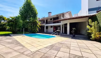 Casa à venda 4 Quartos, 6 Vagas, 996.75M², Jardim Mauá, Novo Hamburgo - RS