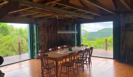 Chácara à venda 3 Quartos, 136142.85M², Centro, Santa Maria do Herval - RS